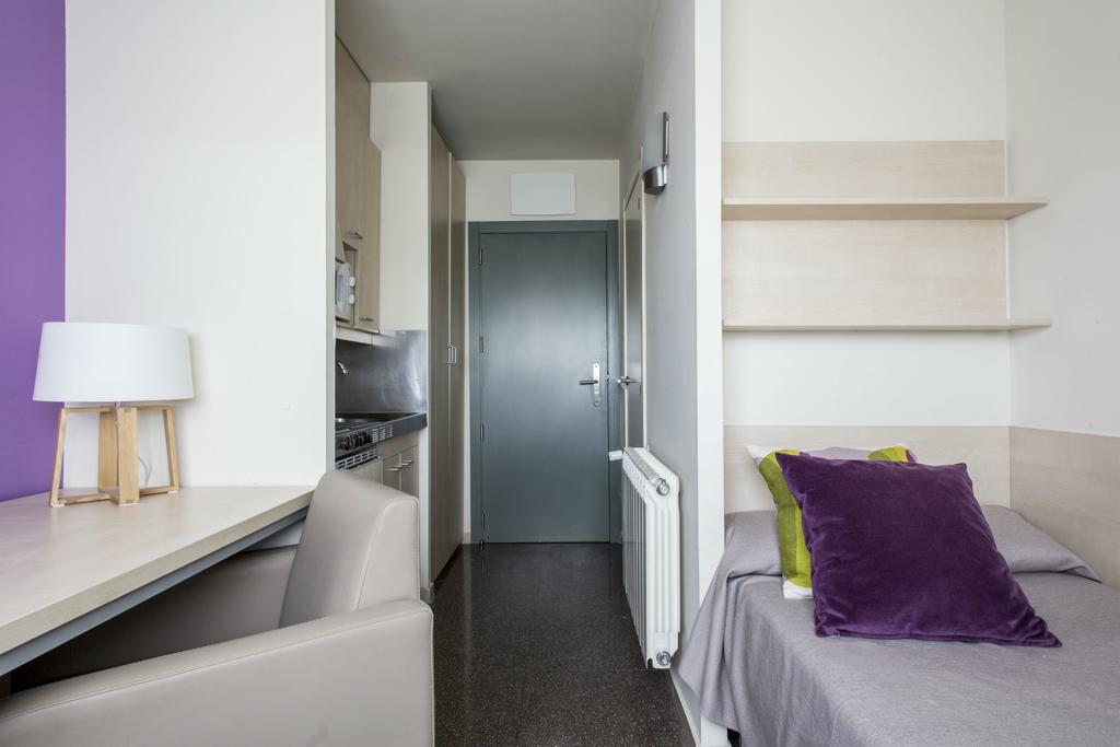 Residencia Universitaria Resa Los Abedules Pamplona Ngoại thất bức ảnh